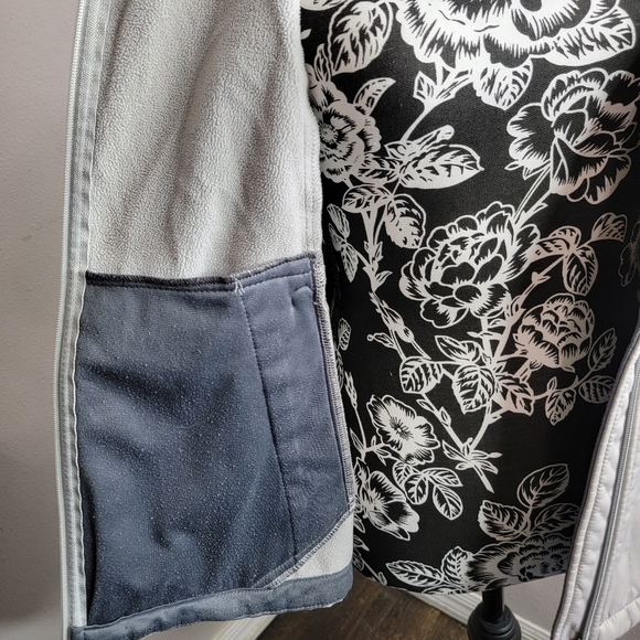 Women's Small Free Country Sweater - Picture 7 of 8